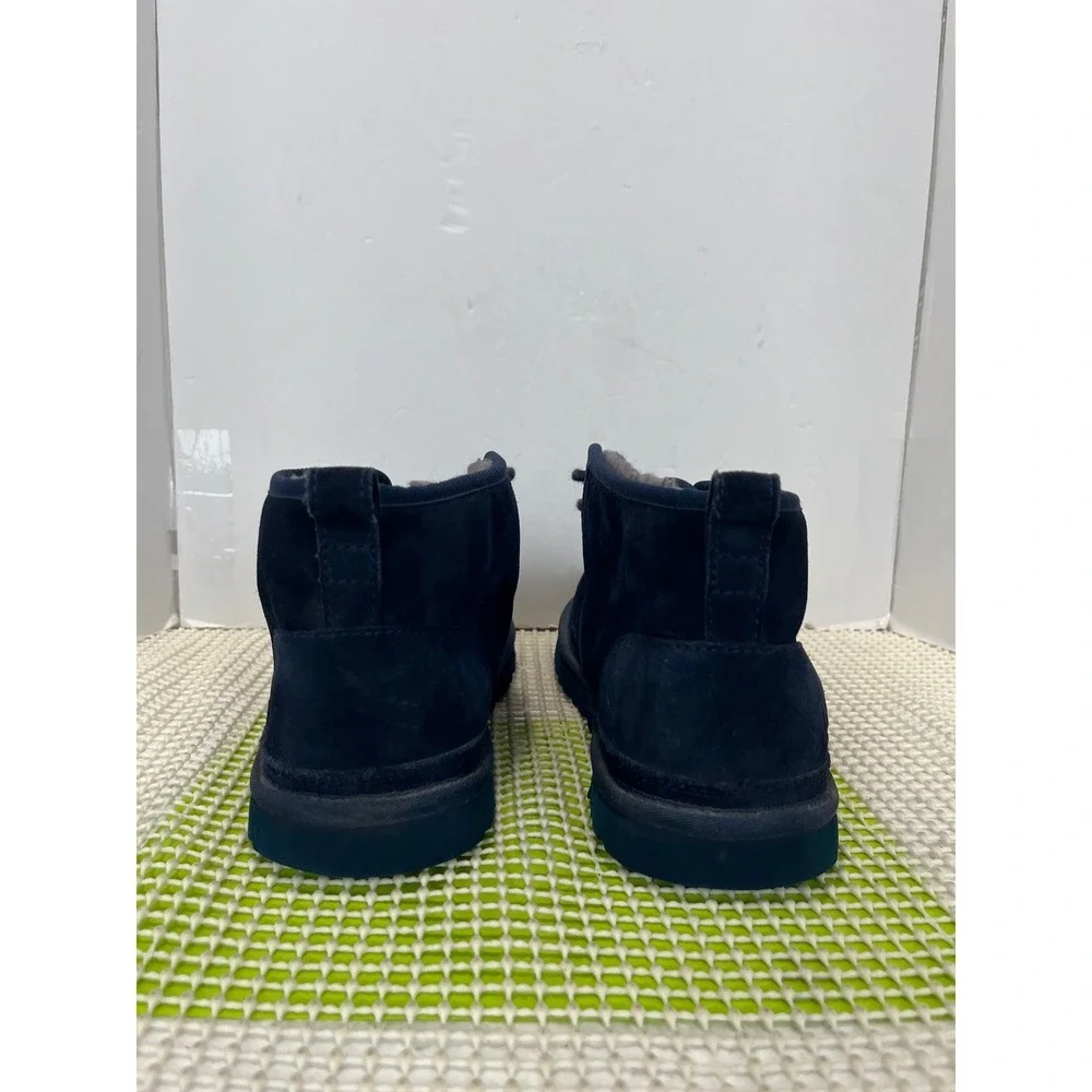 UGG Neumel Chukka Lace Up Boots Men's 12 Navy Blue Suede 3236